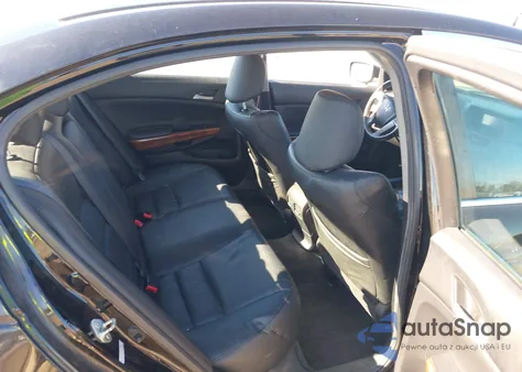 2011 Honda Accord 2.4 Ex-L from USA, damaged, VIN 1HGCP2F80BA060876